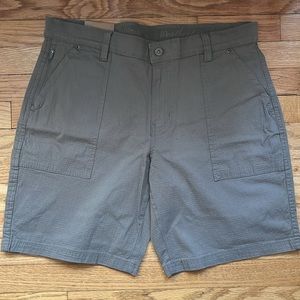 Original Weatherproof  vintage Shorts Men Size 34  Utility Trail nwt grey